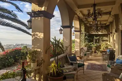 Image de Ensenada's MountainTop Hacienda Vue spectaculaire près du centre-ville et de la Ruta del Vino