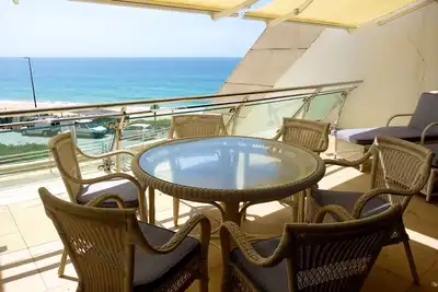 Image de Magnifique appartement sur la mer dans le centre de Sesimbra.