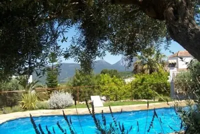 Image de Parc Naturel Sierra de Grazalema Maison avec jardin, piscine, parking, wifi, piscine, air conditionné, central.