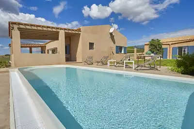 Villa avec piscine près de la mer de Menfi / Selinunte, 8 personnes