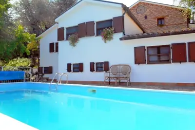 Image de Maison Owl - Appartements - Piscine