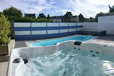 Image de Villa Métisse Groix avec accès piscine chauffée, terrasse et jardin