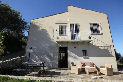 Image de Casa Rosita Charmante villa avec vue mer-montagne et piscine