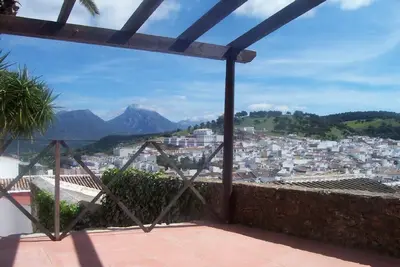 Image de Sierra de Grazalema, 2-6 personnes, centre ville, piscine, jardin, wifi.