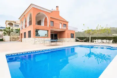 Image de Jolie maison avec vue mer à 15 minutes à pied de la plage et de la gare de Tra