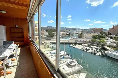 Cll-Apartment with fantastic marina view