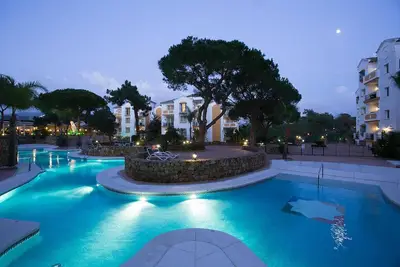 Image de Alanda Club Marbella. 2 chambres 2 salles de bain. Air conditionné