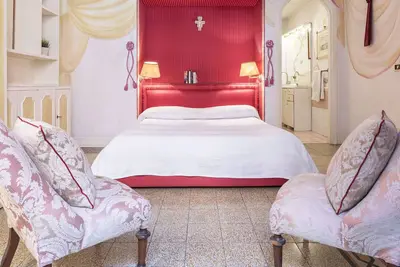 Image de Piazza Colonna Apartment - Charme Holidays