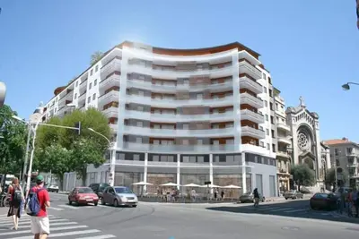 Image de Appart 2 p, Dans Carre D'Or, Grand Confort, Proche Bord De Mer