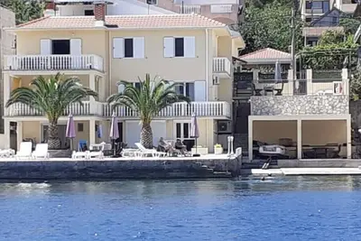 Image de Dream accommodation in a luxury residence with private beach and superb sea view