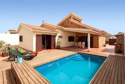 Image de Belle Villa dans un quartier résidentiel