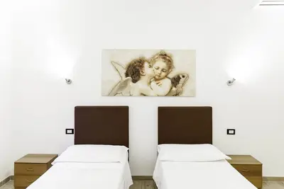 Image de Avant résidence élégante et confortable juste pour tourisme ou affaires: 8 Fair