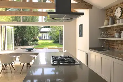 Image de Maison victorienne contemporaine, confortable et élégante dans le Royal Berkshire.