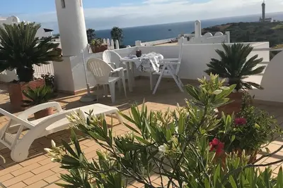 Image de Ferragudo, emplacement de rêve, appartement avec vue sur la mer et beaucoup d'espace, terrasse de 100 m²