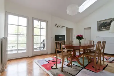 Image de Bel appartement de 3 chambres avec terrasse au coeur de Vienne