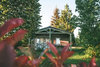 Image de Chalet tous équipé max 6 personnes - Piscine de Saison