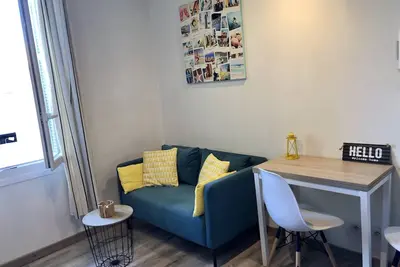 Joli Studio Mezzanine A 300m De La Mer