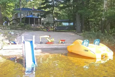 Image de Go Home Lake Cottage 6Bd 3Bath. Wi-Fi gratuit, Bell Sat, téléviseurs Led 52 ', A / C