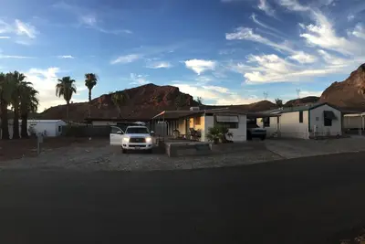 Image de Plage privée de lancement de location de bande de Parker et lancement