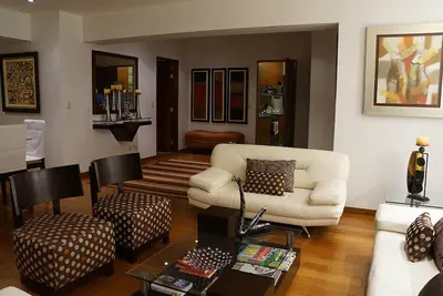 Image de Superbe, Luxury City et Ocean View appartement dans le coeur de Miraflores