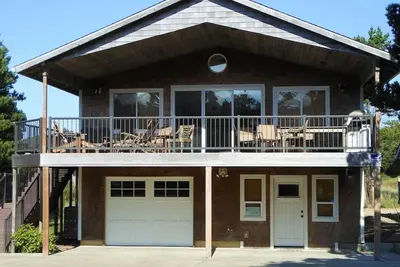 Image de Neskowin Village Beach House 2 blocs d'accès à la plage - Pet Friendly-Fire Pit