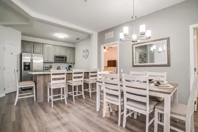 Image de Vista Cay Commons 3 Chambres à coucher 2 bains Condo de luxe 5 minutes Universal / Convention Center