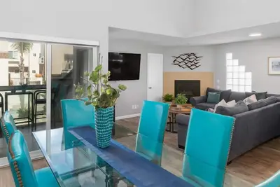 Image de Beachside 3 Bd / 2ba Mission Beach Home avec vue sur l'océan!