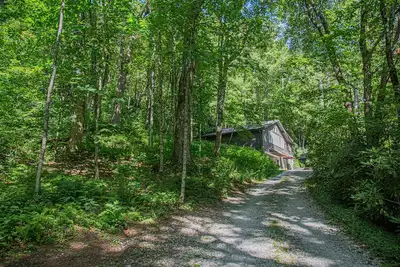 Image de Vale Cottage: Isolement boisé. Rénové. En ville. Animaux acceptés