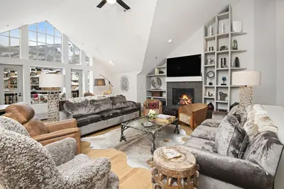 Image de Penthouse de luxe, accès direct au ski, école de ski à pied, boutiques, équipements Hyatt