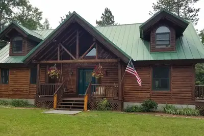 Image de Dream Log Cabin sur Big Creek