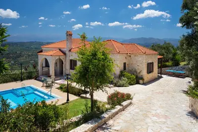Image de Family Friendly Large Villa Iris w/ Private Pool, Childrens Area & 4km to beach