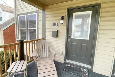 Image de Greensburg / Youngwood Lecom Juste parfait avec un garage.