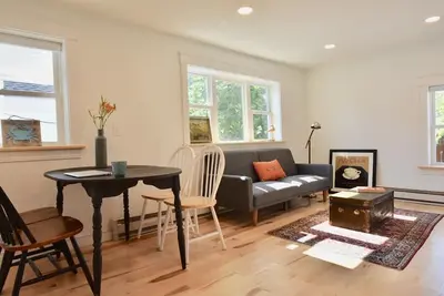 Image de 2King Bed Br Private Apt Downtown Brunswick