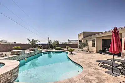 Image de Maison de ville haut de gamme à Lake Havasu avec piscine et bain à remous!