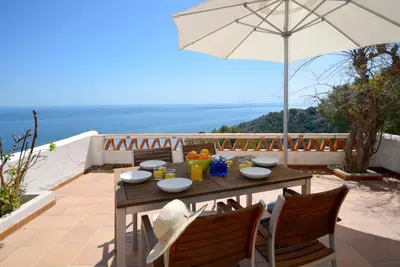 Location de maison mitoyenne avec piscine à Begur, Sa Tuna