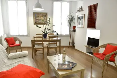 Image de Appartement de charme au cœur de la ville à Aix-en-Provence.