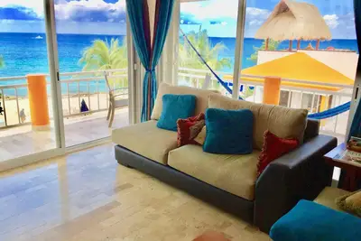 Image de Hippie Bob & Beachfront Penthouse de Diana; Chankanaab Area