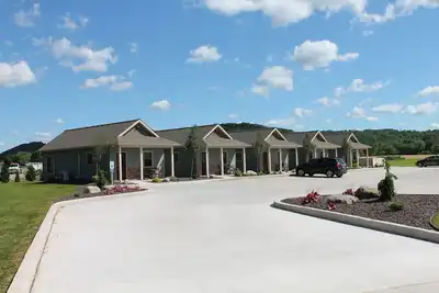 Image de Lodge # 4 - Vista Lodge - Logement du comté tout neuf et pratique près de Ricketts Glen