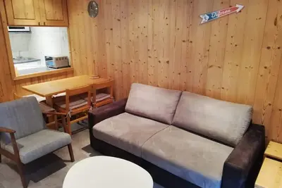 Image de 2 pièces au pied des pistes avec parking inclus et balcon exposé Sud-Ouest