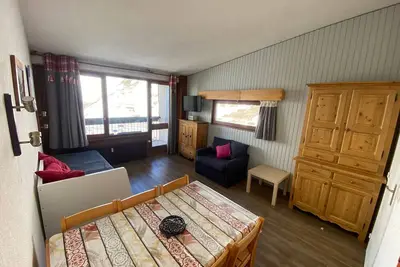 Image de 2 pièces sud\/ouest près des pistes avec Wi-Fi et Tv à Tignes