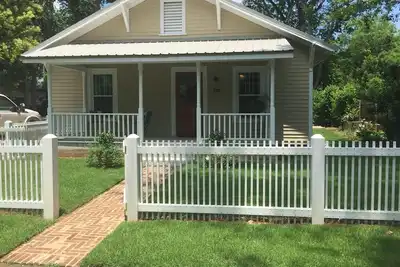 Image de Le cottage occupé d'Aeiken vous attend!