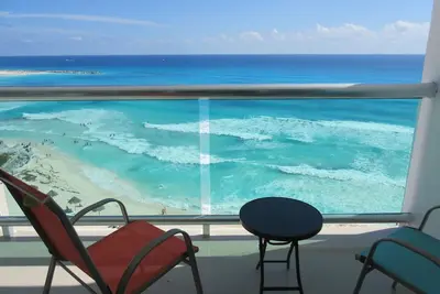 Image de Girasoles Beach Front Amazing Views, 2BDr, 2 Bains Penthouse