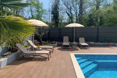 Image de Confortable appartement pour 4 personnes avec piscine privée, climatisation, Wifi, Tv et terrasse