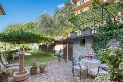Image de On the shores of Lake Garda – Apartment Corte Faliva