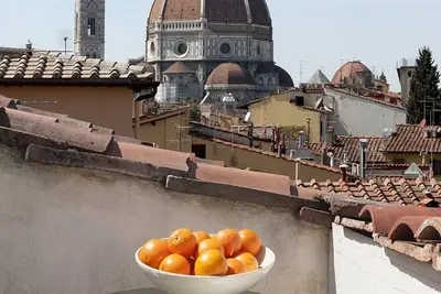 Image de L'appartement est un choix magnifique et enviable dans le vrai coeur de florence