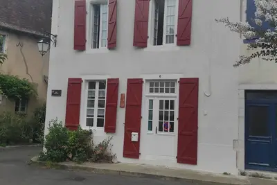 Image de Location Grand T3 Meublé Salies de Bearn Centre neuf - Maison Xix ème typique