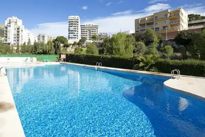 Image de Bel appartement pour 4 personnes avec piscine, Wifi, climatisation, Tv, terrasse et parking