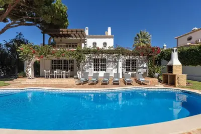 Image de Maison de vacances privée avec climatisation, Wifi, piscine privée, Tv, terrasse, parking
