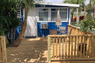 Image de Studio entièrement équipé - Belle vue sur la baie + Fournitures de plage & WiFi
