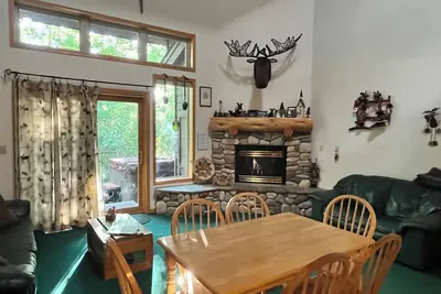 Image de «Moose Hollow» à Red Lodge Mountain Country Club Estates (unité Creekside # 6c)